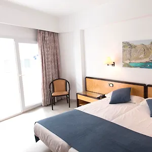 Отель Voramar, Кала Миллор
