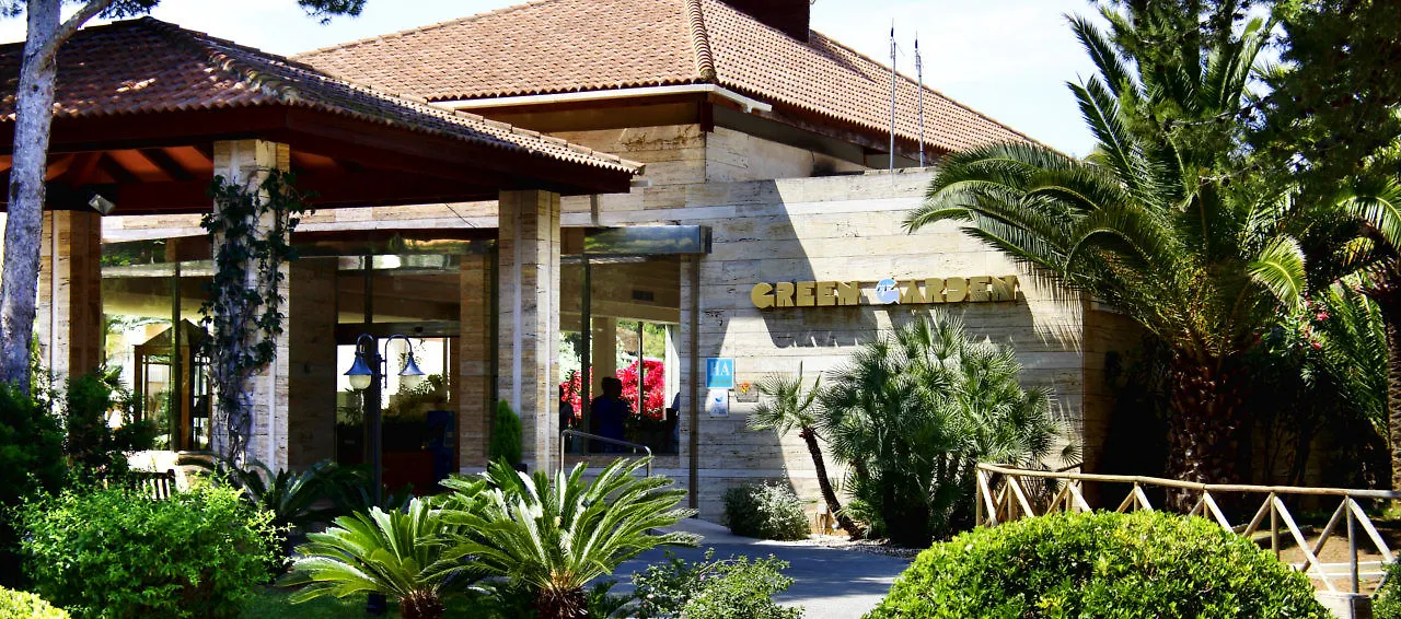 Aparthotel Green Garden Cala Ratjada